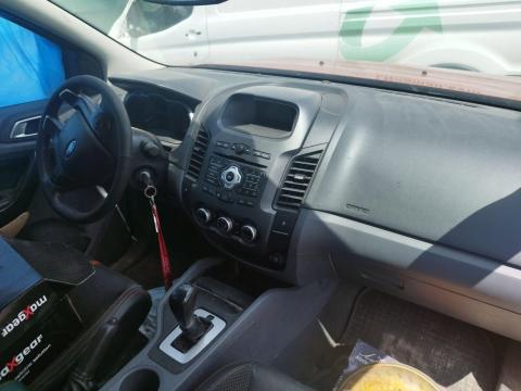 Ford Ranger 2015 alkatrész eladó Ford Ranger 2015 alkatrész eladó