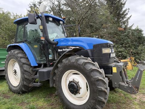 Eladó New Holland TM120 traktor Eladó New Holland TM120 traktor