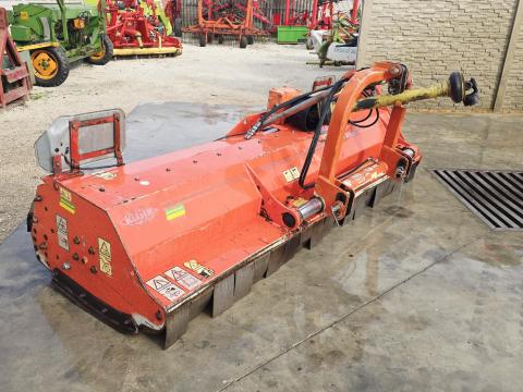 Kuhn VKM 280 szárzúzó eladó – 280 cm munkaszélesség, hidraulikus oldalmozgatás Kuhn VKM 280 szárzúzó eladó – 280 cm munkaszélesség, hidraulikus oldalmozgatás