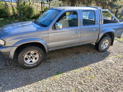 Mazda B 2500 eladó 2006-os évjáratban Mazda B 2500 eladó 2006-os évjáratban
