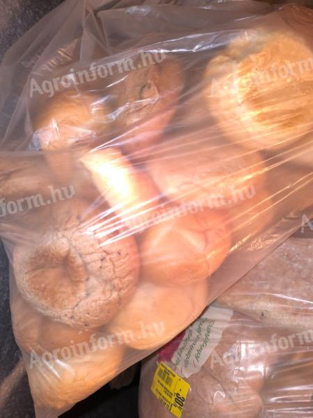 Pékáru zsákban eladó