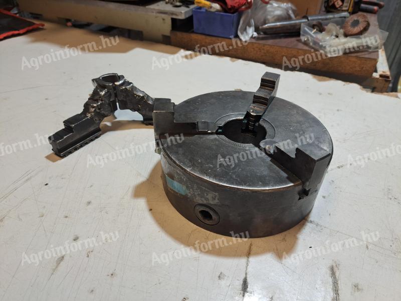 Eladó 200 -as 3 pofás esztergatokmány / eszterga tokmány 200/3