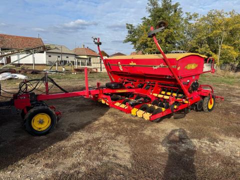 Vaderstad Rapid 400S Vaderstad Rapid 400S