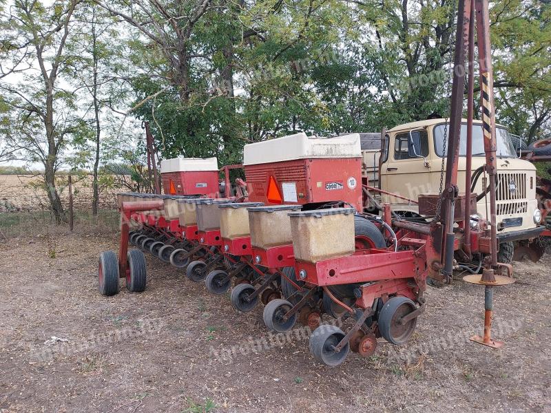 IH Cyclo 10-800 szemenkénti vetőgép eladó