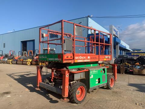 Skyjack SJ 6832RT ollós emelő eladó – 2014, 9,7 m emelési magasság, 454 kg teherbírás Skyjack SJ 6832RT ollós emelő eladó – 2014, 9,7 m emelési magasság, 454 kg teherbírás