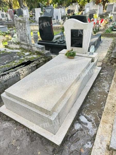 Sírkő tisztítását vállaljuk