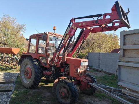 MTZ 82 homlokrakodóval MTZ 82 homlokrakodóval