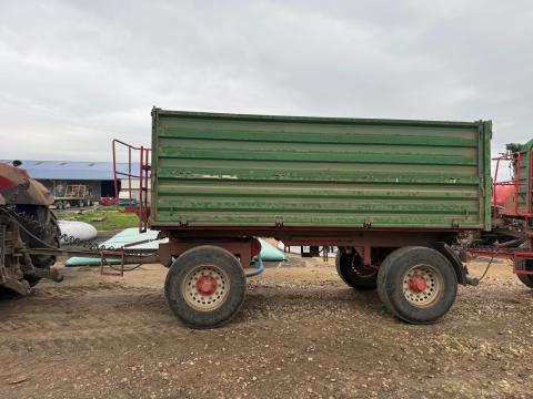 Metaltech DB12000 pótkocsi megbízható állapotban Metaltech DB12000 pótkocsi megbízható állapotban