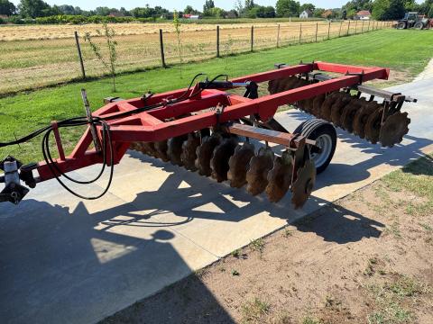 3, 2m-es vontatott tárcsa