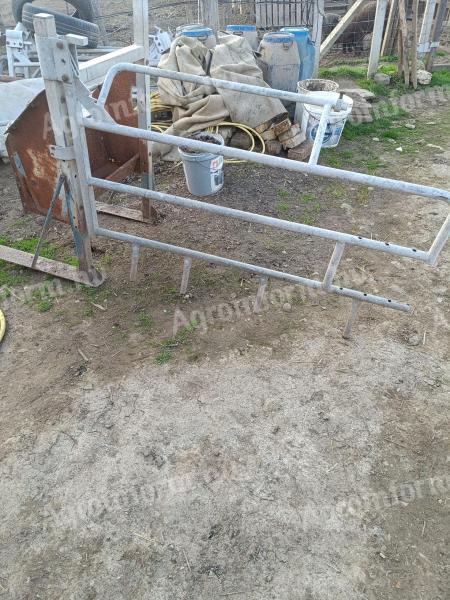 Fiaztató kaloda eladó