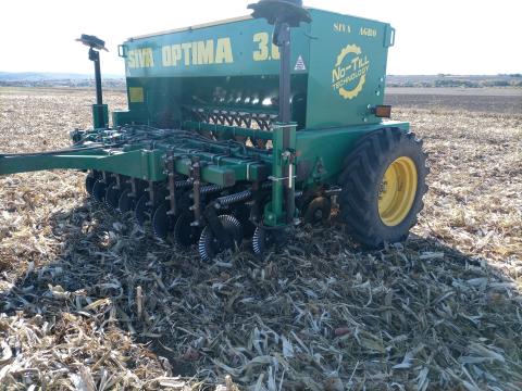 Gabona vetőgép eladó – Siva Optima 3m no till, műtrágya adagolóval Gabona vetőgép eladó – Siva Optima 3m no till, műtrágya adagolóval