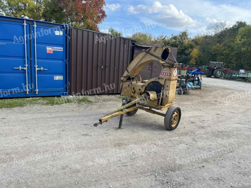 Kardánhajtású ágdaráló eladó azonnali munkára kész állapotban