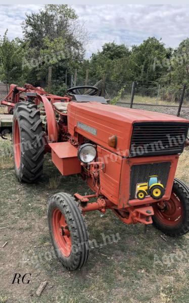 Eladó UTB 445-s traktor komplett felszereléssel, egyben