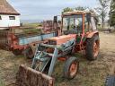 MTZ 80-as traktor homlokrakodóval