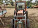 MTZ 80-as traktor homlokrakodóval