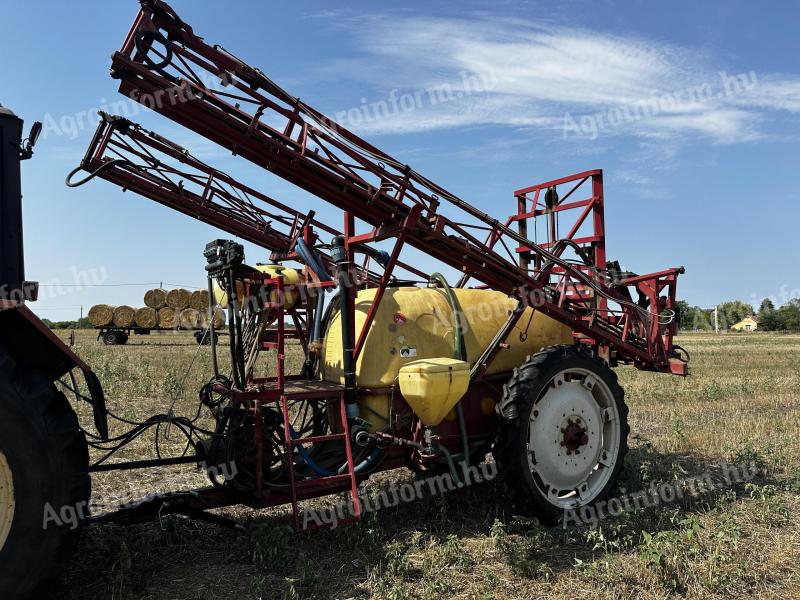 Hardi TZY 2400 vontatott permetező eladó