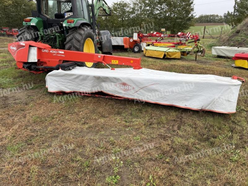 KUHN 4 m-es függesztett tárcsás (diszkes) fűkasza