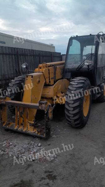Teleszkópos Jcb 535-95 rakodógép