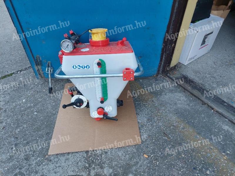 Polmac keverőtartály eladó