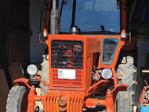 Eladó MTZ 550 E traktor, friss műszakival Eladó MTZ 550 E traktor, friss műszakival