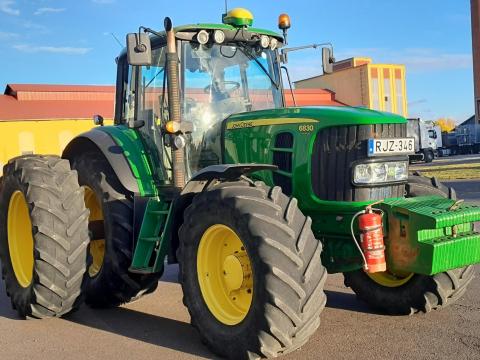 John Deere 6830 Premium eladó – Megkímélt állapot, rendszeresen karbantartott traktor John Deere 6830 Premium eladó – Megkímélt állapot, rendszeresen karbantartott traktor