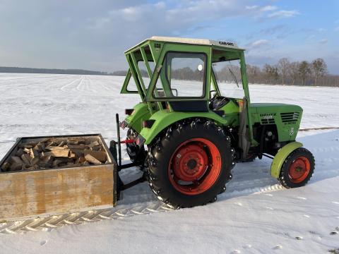 Deutz D3006 kistraktor szállító ládával eladó