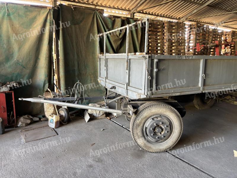 Fixes pótkocsi eladó