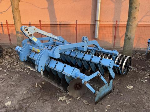 OMIKRON ORT-3E függesztett rövidtárcsa, kiváló állapotban, eladó talajműveléshez OMIKRON ORT-3E függesztett rövidtárcsa, kiváló állapotban, eladó talajműveléshez