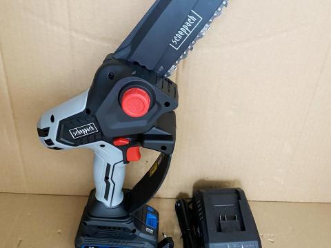 Akkus ágvágó mini láncfűrész Scheppach BC-PS150-X 20V akkumulátorral és töltővel