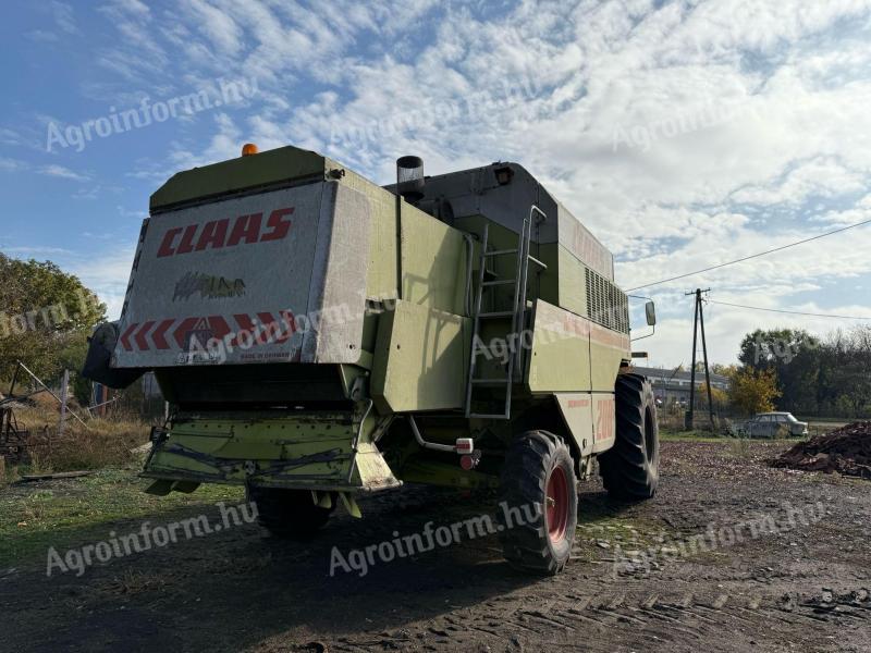 Claas mega 208  családi gazdaságbol eladó