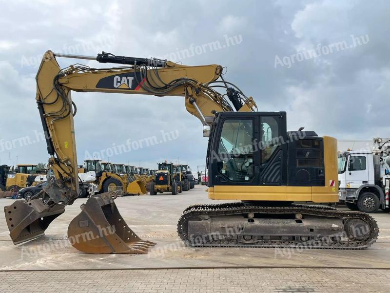 Caterpillar 325F LCR / 2016 / 8921 üzemóra / Lízing 20%-tól