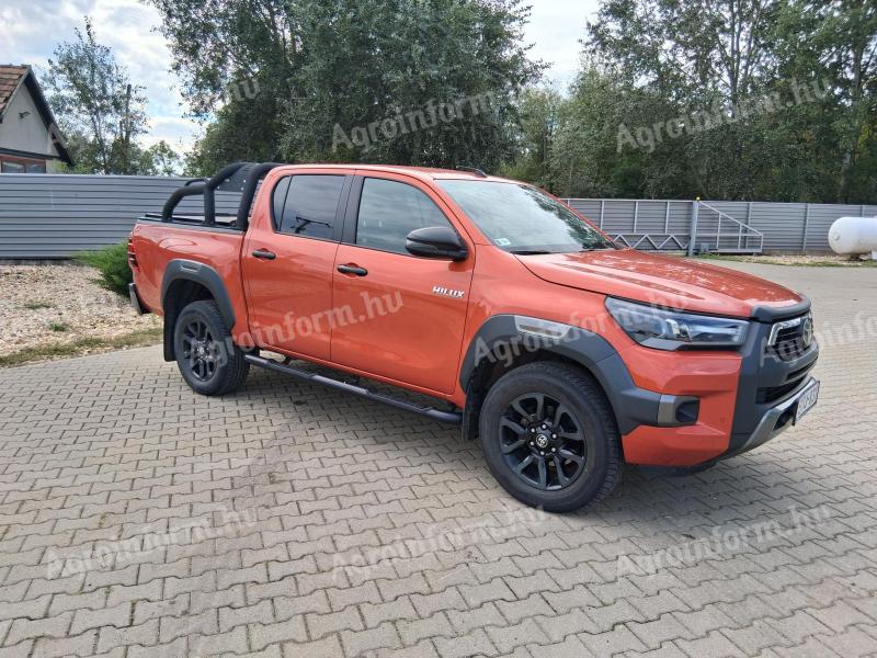 Toyota HiLux Double Invincible 4×4,  2.8, 204 LE,  automata eladó