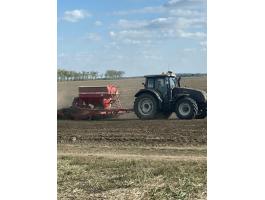 Valtra T213 Versu traktor eladó