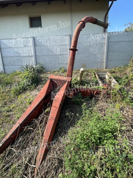 Függesztett silózó betakarítógép kis és közepes gazdaságoknak