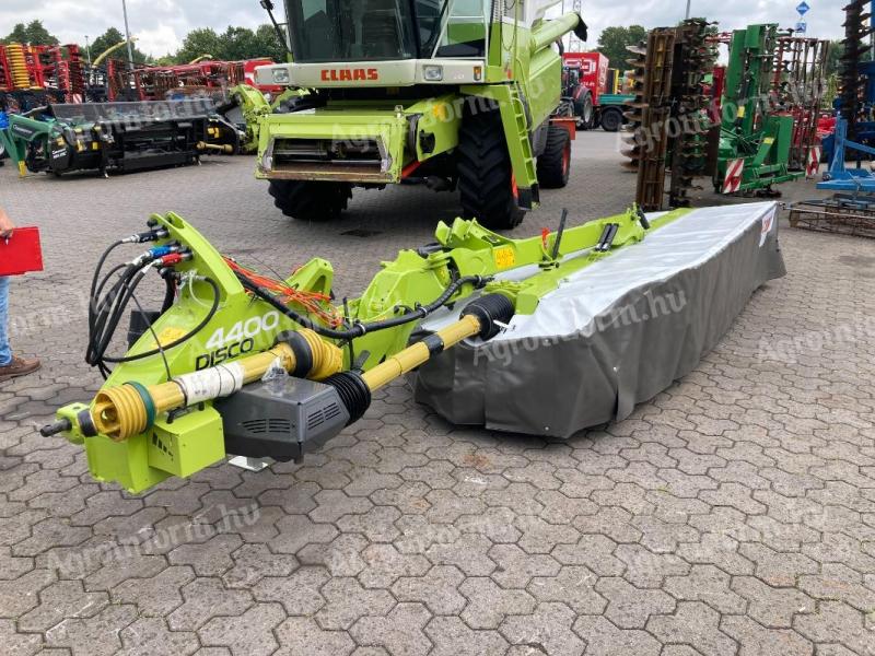 Claas Disco 4400 Contour oldalkasza