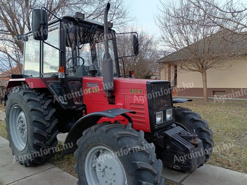MTZ 820.4 új traktor nagyon megkímélt állapotban