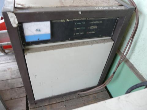 Targonca akkumulátor töltő