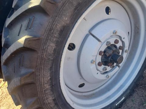MTZ hátsó kerék eladó MTZ hátsó kerék eladó
