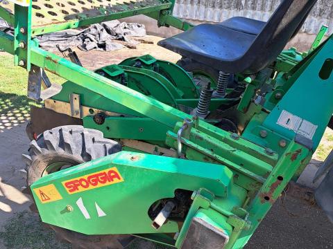 Csészés palántázó gép eladó Csészés palántázó gép eladó