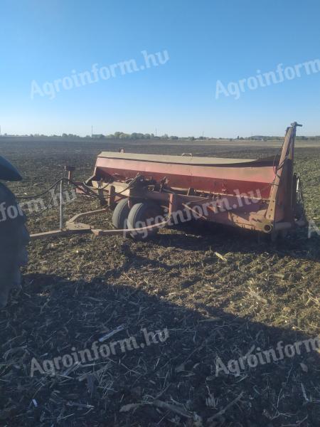 IH 6200 hibátlan állapotú vetőgép eladó