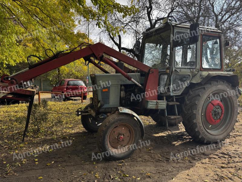 Eladó MTZ 80-as homlokrakodós traktor
