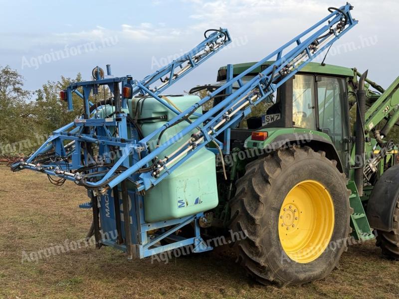 BERTHOUD MACK 1200/16 hidraulikus keretnyitású szántóföldi permetező 