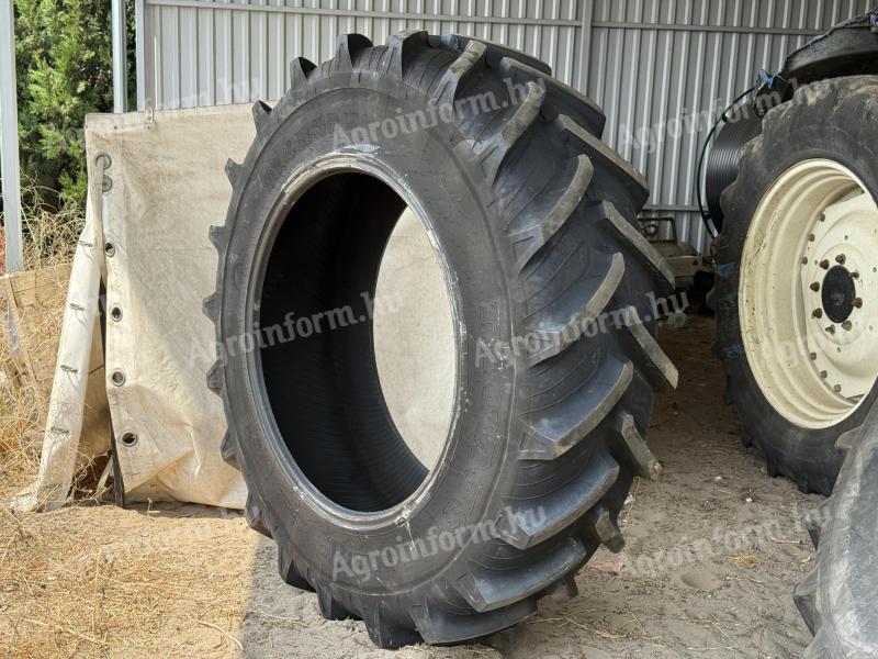 460/85R 38 Gumi 18,4 R 38 TAURUS POINT 8 traktor gumiabroncs MTZ 1221 traktor hátsó gumi