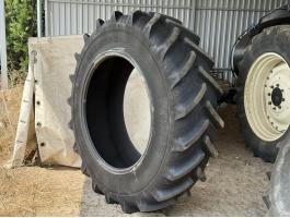 460/85R 38 Gumi 18,4 R 38 TAURUS POINT 8 traktor gumiabroncs MTZ 1221 traktor hátsó gumi