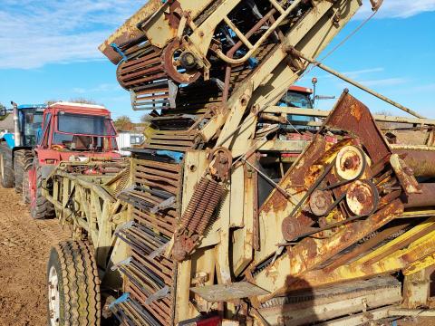 Fortschritt E-682 krumpli szedő burgonya kombájn Fortschritt E-682 krumpli szedő burgonya kombájn