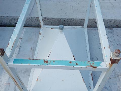 Homokszóró berendezéshez tartály Homokszóró berendezéshez tartály