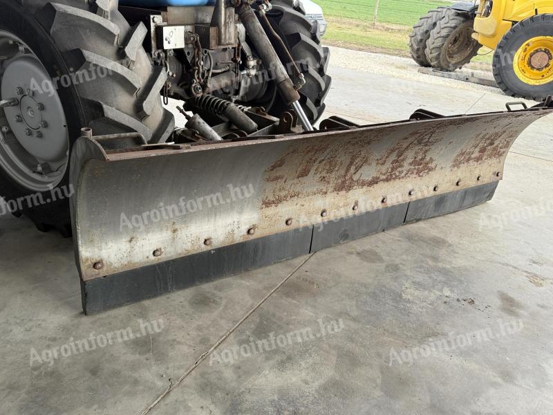 MTZ traktorra tolólap hótoló