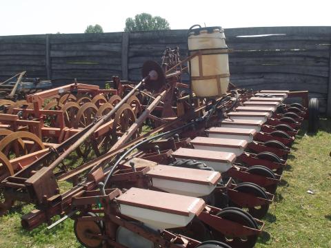 Accord 12 soros aprómag vetőgép eladó