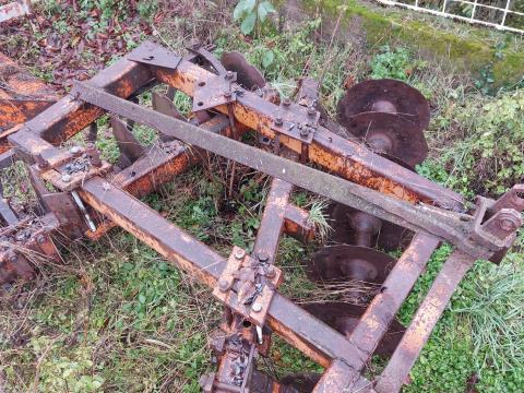 1,6 m-es V függesztett tárcsa eladó 1,6 m-es V függesztett tárcsa eladó