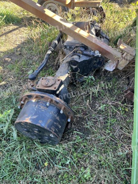 New Holland T8.300 Dana rugózott első híd eladó